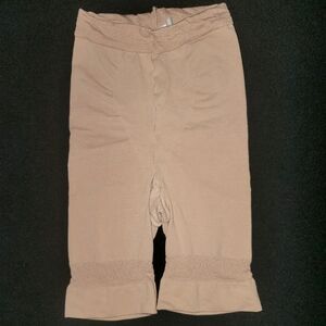 Hanes shapewear, Waist to Thighs Control